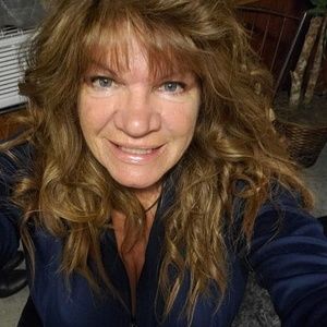 Meet your Posher, Carmen